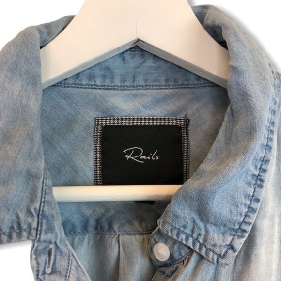 Rails Blue Chambray Rayon Button Down Top - Picture 4 of 8